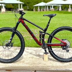 Trek Fuel Ex 29” Mountain Bike 