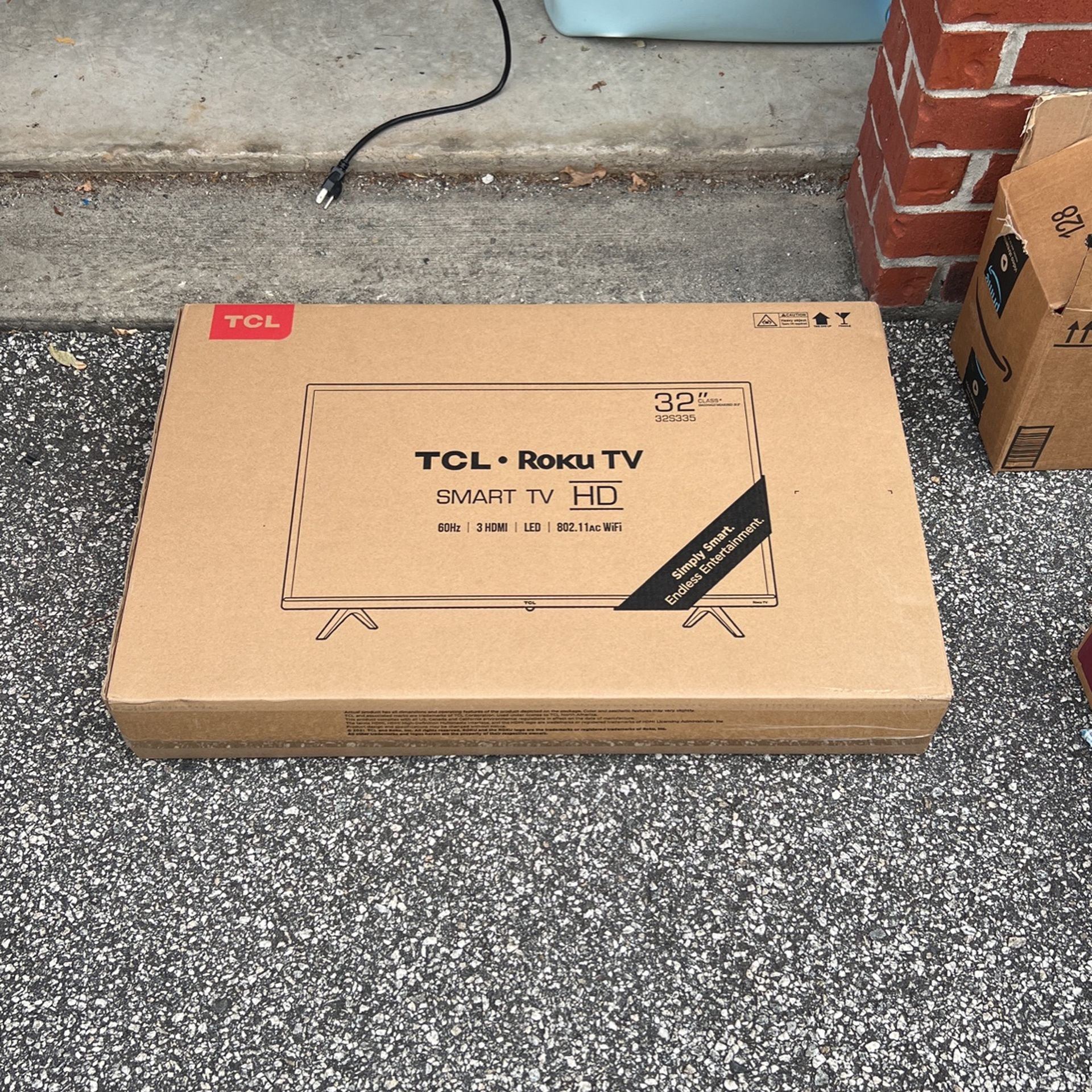 TCL Roku 32inch Tv