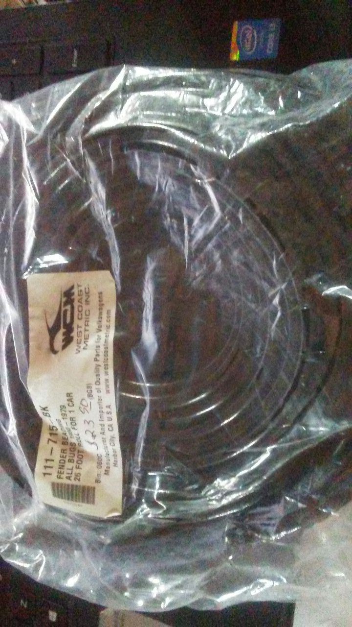 VW BEETLE FENDER BEADING 26 FT ROLL