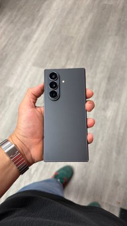 Samsung fold 7 1TB
