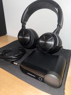Steel Series Arctic Nova Pro Headset