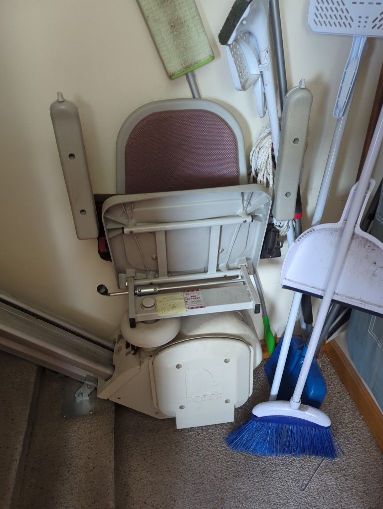 16 Step Stair Lift