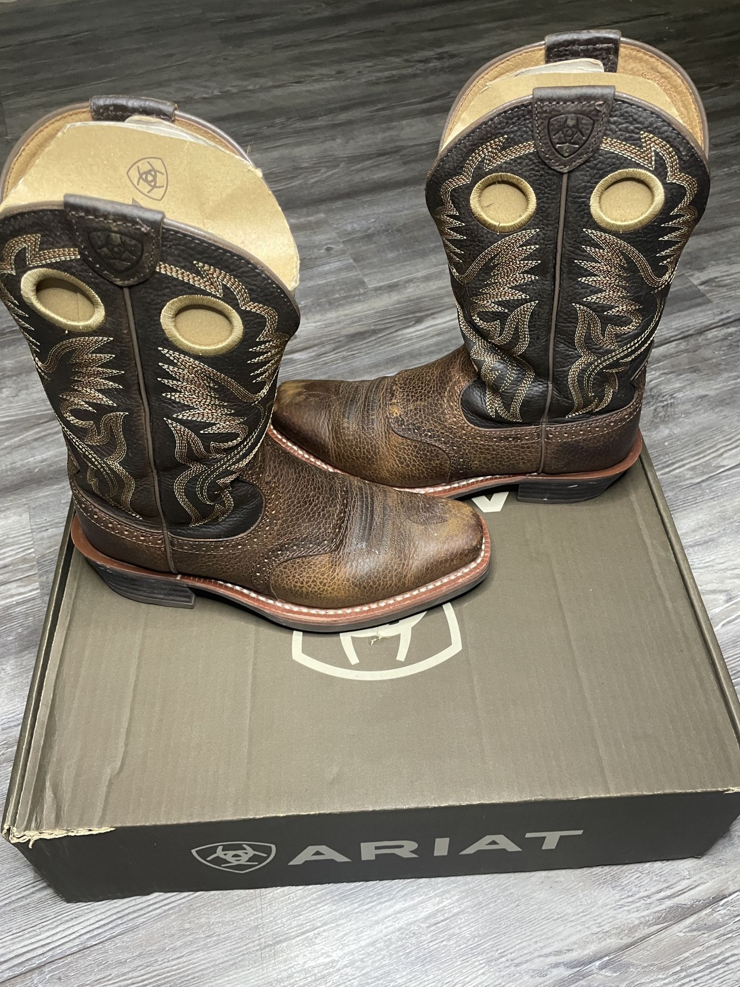ARIAT MEN’S BOOTS