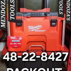 Milwaukee Packout Rolling Tool Box 