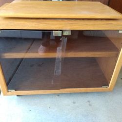 Oak stand with storage area, Turntable Top