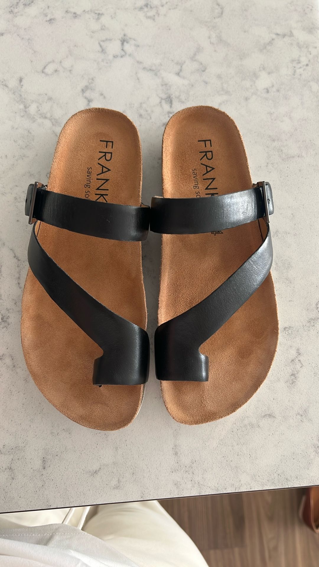 Frankie Flats size 6