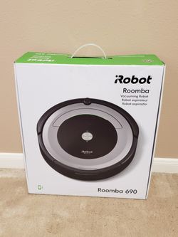 iRobot Roomba Robotic Vacuum Cleaner 690 Series - Brand New