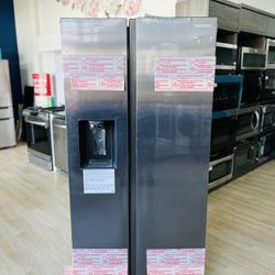 Samsung - 27.4 Cu. Ft. Side-by-Side Refrigerator - Black stainless steel Model:RS27TSG/AA