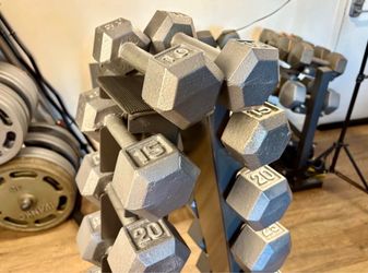 Hex Cast Iron Dumbbells in NEW Condition pairs from 10s to 40s. Total: 350 lbs [NO RACK INCLUDED]