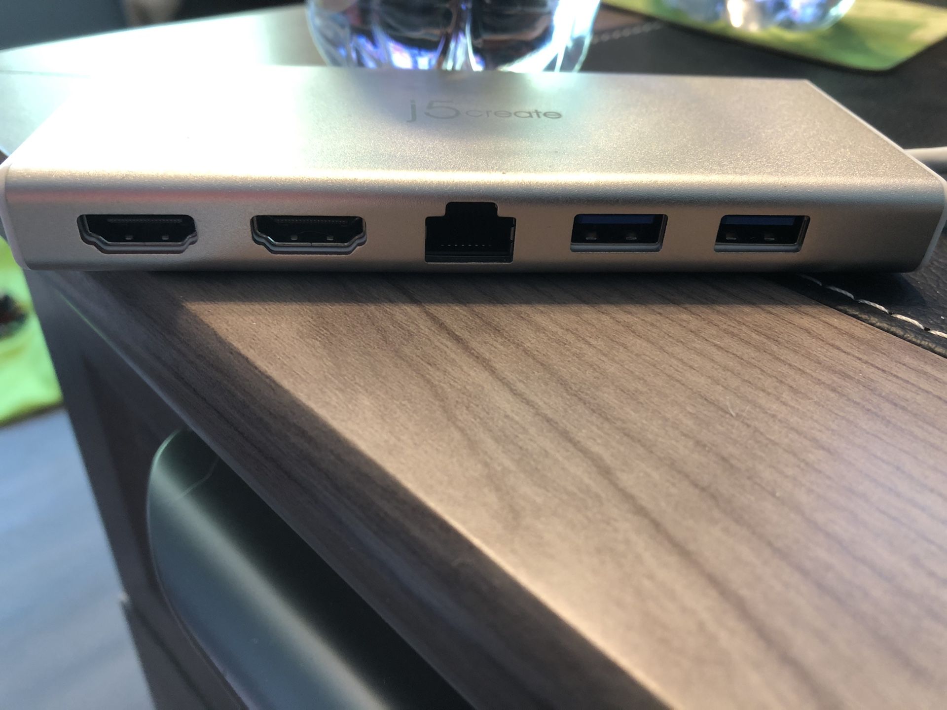 HDMI j5create USB Dock Sliver