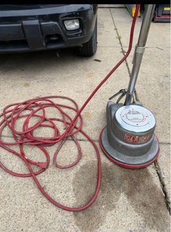 Clarke FM-15 Floor Scrubber