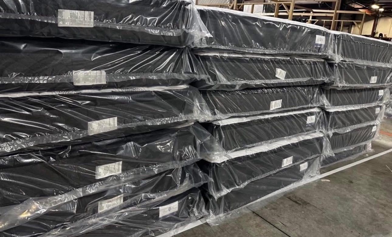 Brand NEW mattresses up to 50-80% OFF Retail