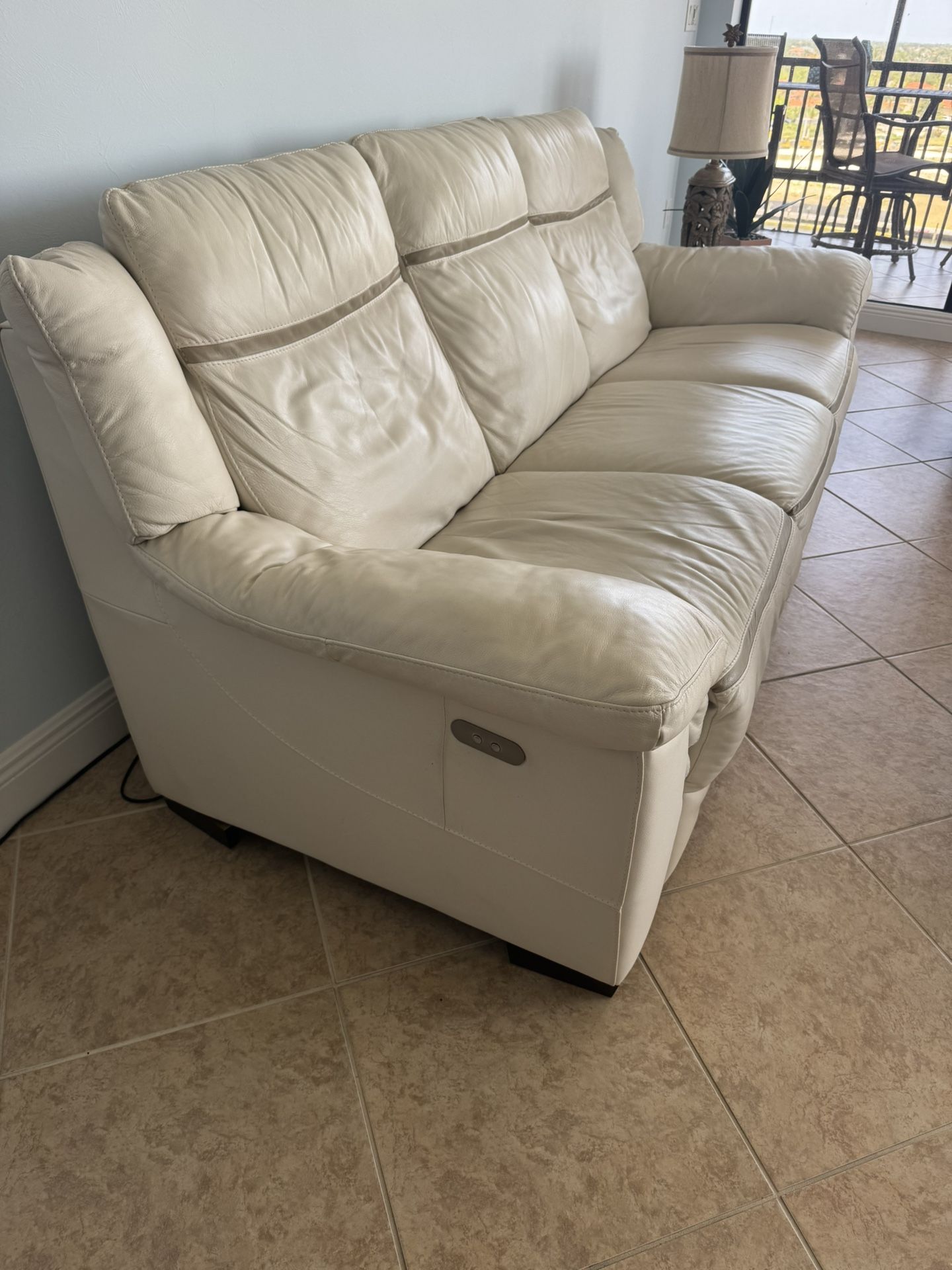 Beautiful Leather Electric Reclining Sofa