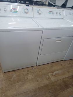 Whirlpool Washer And Dryer Set Electric 
