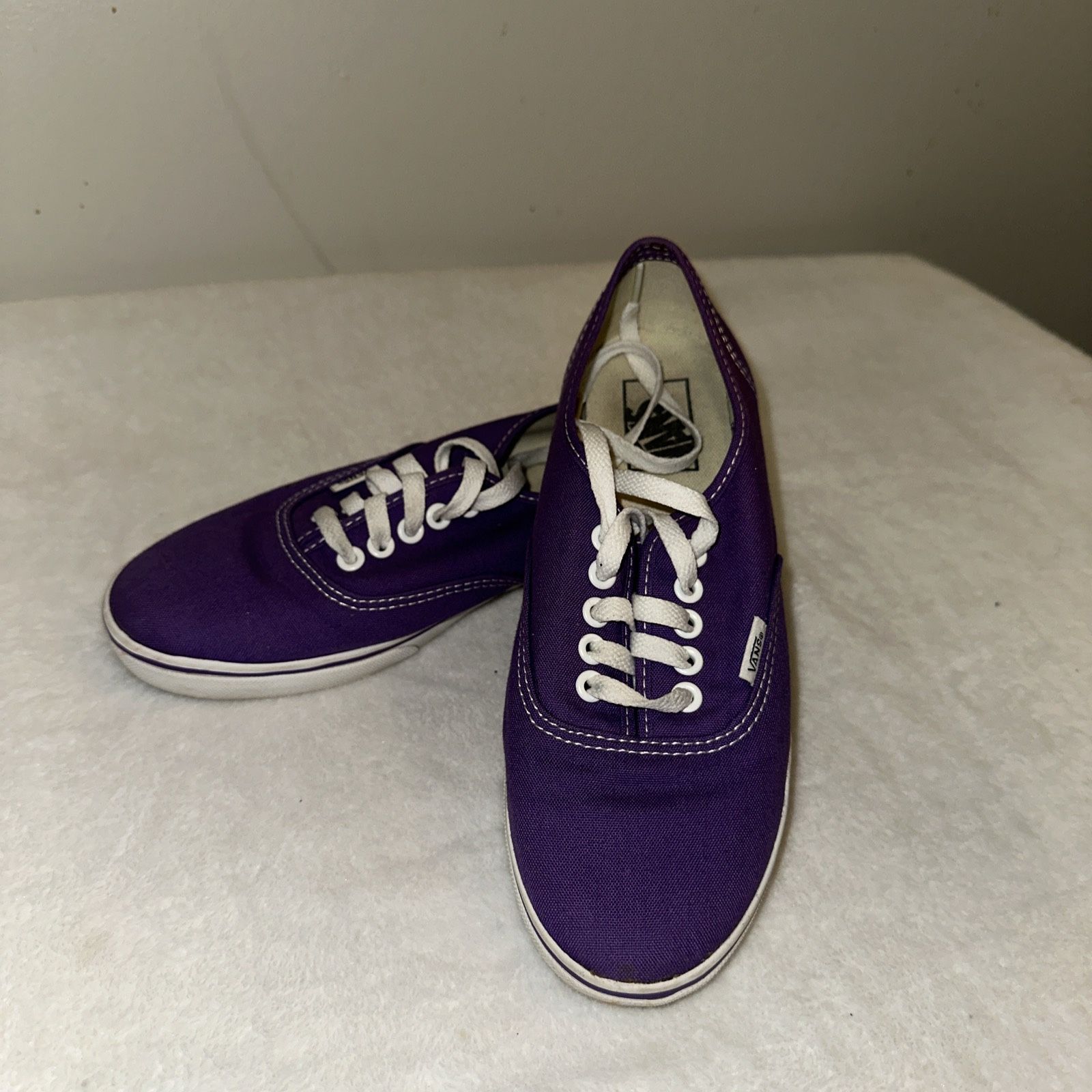 Vans Off The Wall Shoes Women’s 8 Men’s 6.5 Purple Low Tops Casual Skater