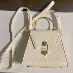 White Hand Bag 