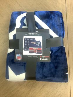 Oversized NFL Patriots Blanket
