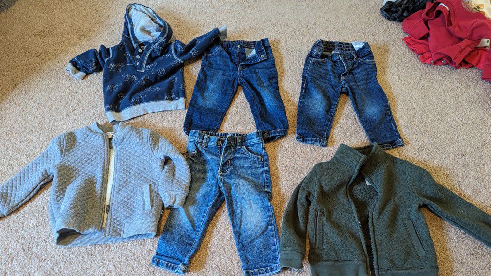 Baby Boy 12-18 Month Sweatshirts And Jeans (6 Pieces Total)
