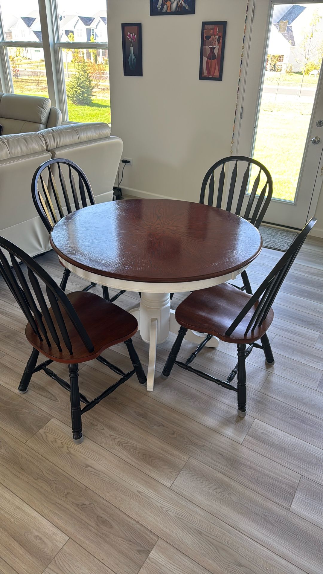 5 Piece Round Dining Table