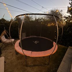Trampoline Enclosed 10’ Jumpzilla