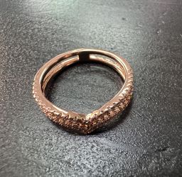 585 14K RG Stamped Rose Gold V Tiara Size 7 Ring