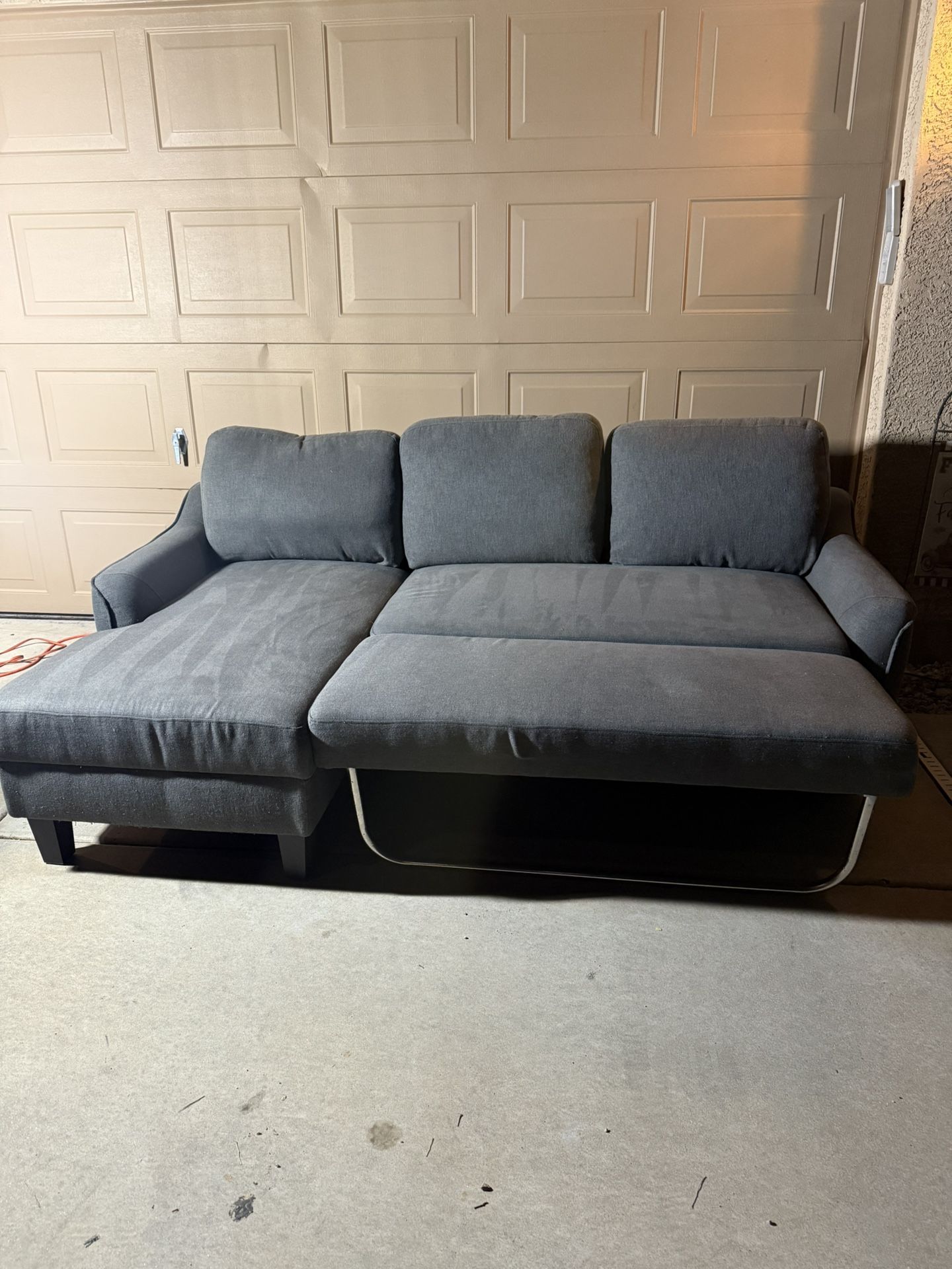 American Furniture Pull Out Couch/Sofa