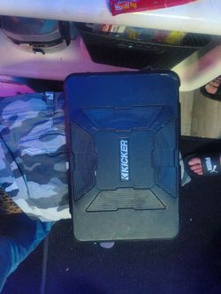 Kicker 8inch Hideaway
