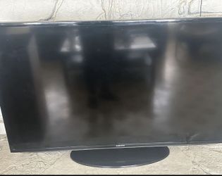SAMSUMG 50 INCH TV $120
