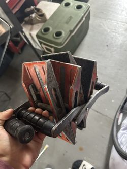 Countertops Clamps
