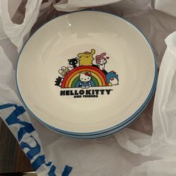 Hello Kitty Plates Set
