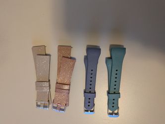 Fitbit straps & chargers