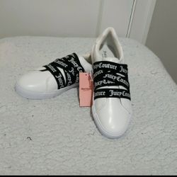 NWT Juicy Couture Carrier Woman's Shoes 