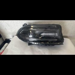Dodge Headlight Hid Right Side 2015-2023