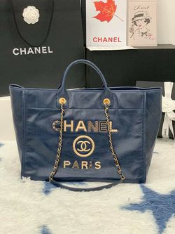 🔥 Chanel Tote! Shipping Only!📦