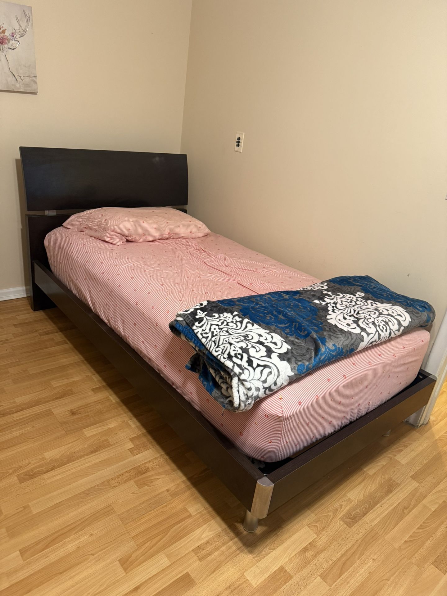 Twin Side Bed and Mattress