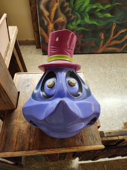 TivoliToo Six Flags Amusement Park Litted Ride Head Sculpture