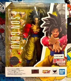 S.H. Figuarts Dragon Ball GT Super Saiyan 4 Son Goku