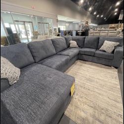 <Brand New Ashley Sectional Limited Stock 