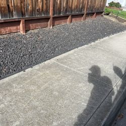 1yard Of Blue Decorative Rock 