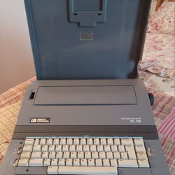 Smith Corona Electronic Typewriter