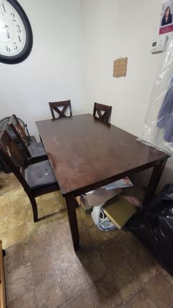 Dining table set 4 chairs