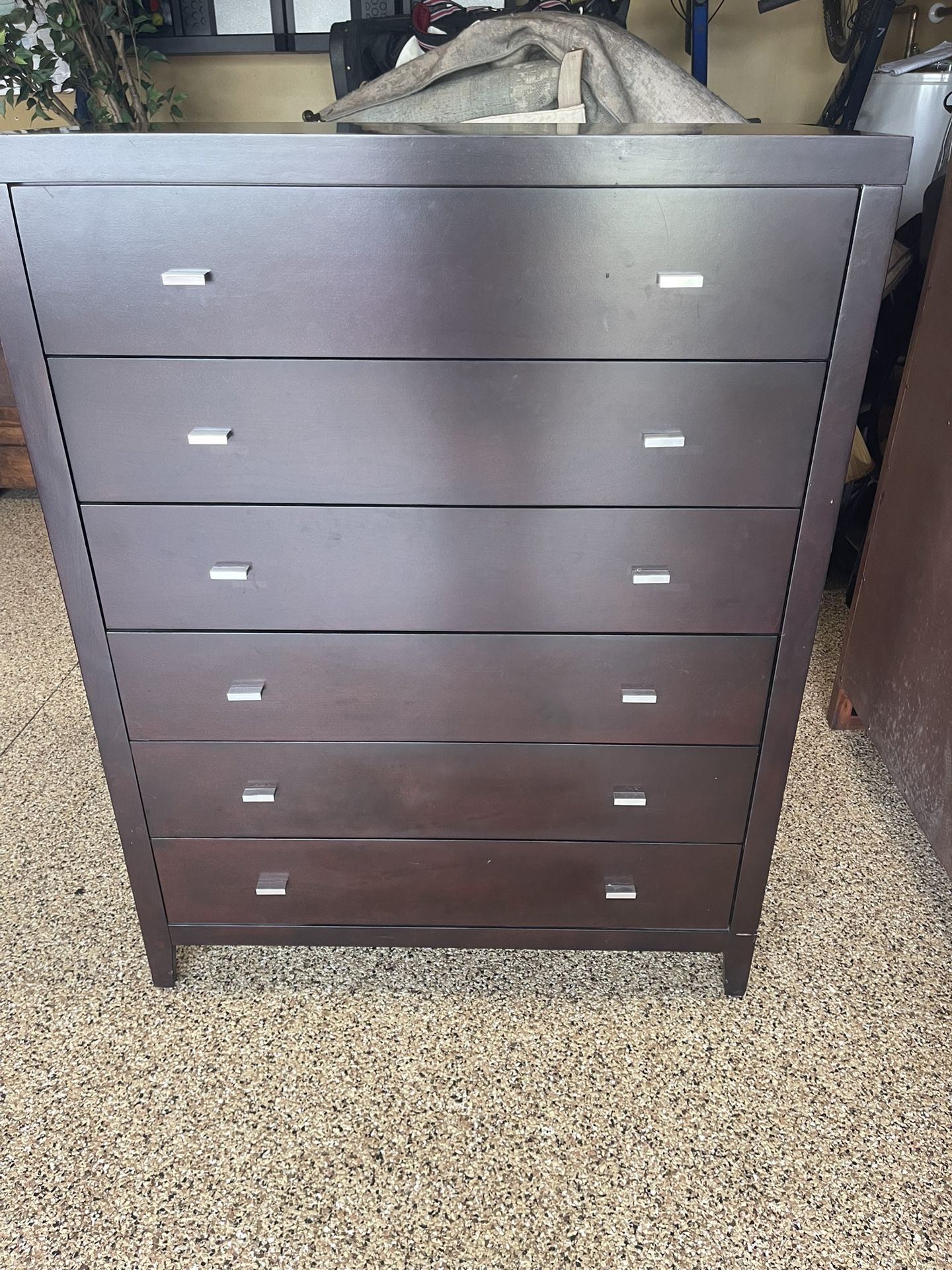 Nice. Heavy. Chest Of Drawers. Dresser