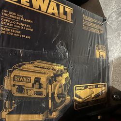 DeWalt Planer Bundle 