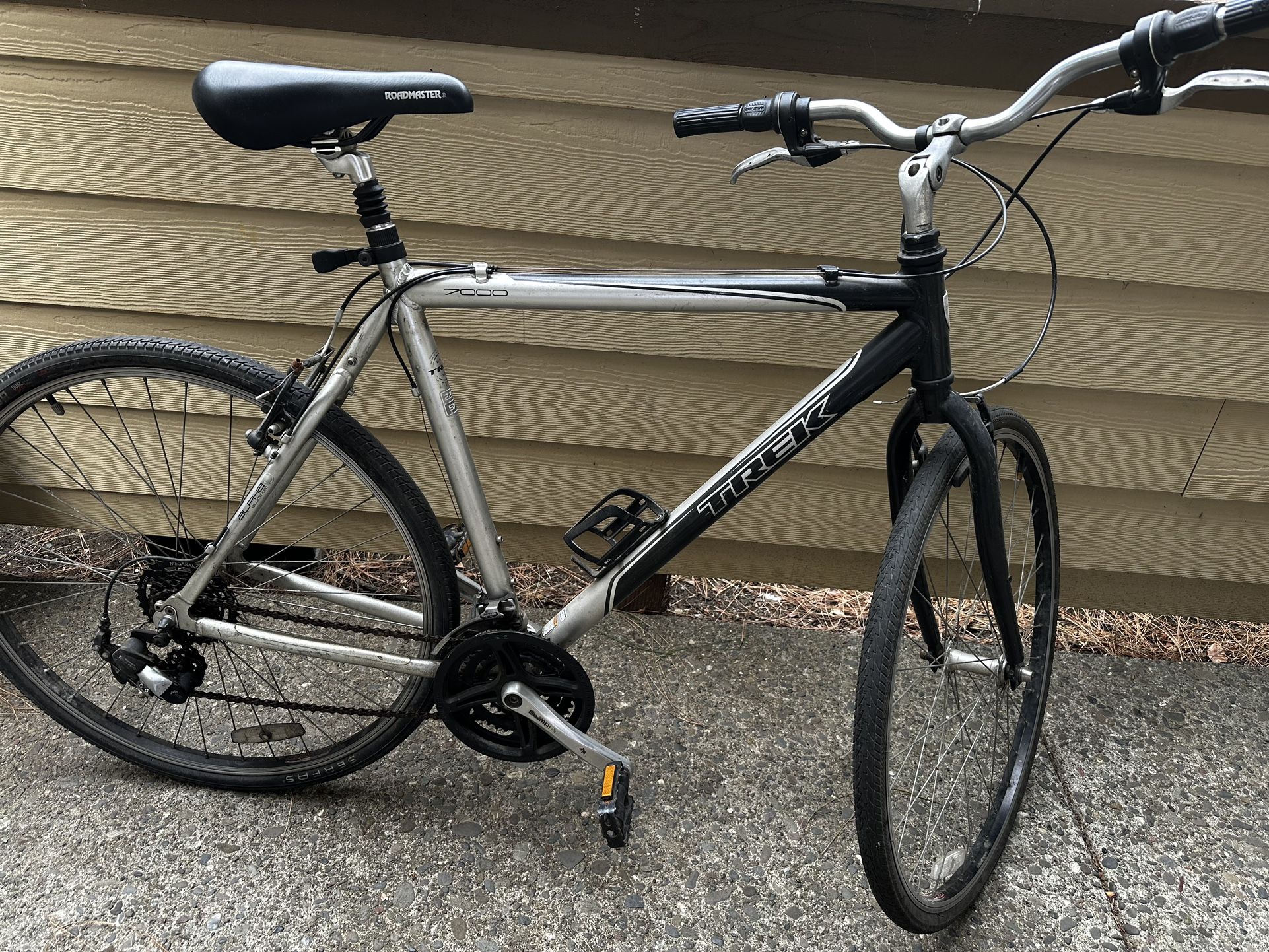 Trek 700 Highbrid Bike