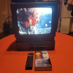JVC 13" CRT TV With Remote And Panasonic VCR VHS Player