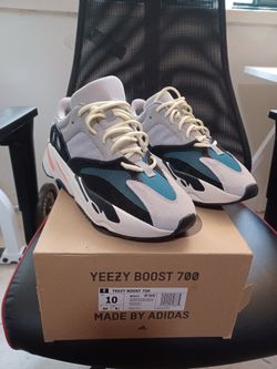 Yeezy 700 Wave Runner