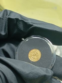 .5 gram gold 24k Monarch Precious Metals Gold Coin in Capsule