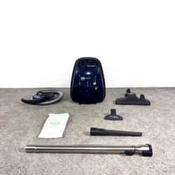 Sebo K2 Kombi Airbelt Canister Vacuum Cleaner w/ attachments