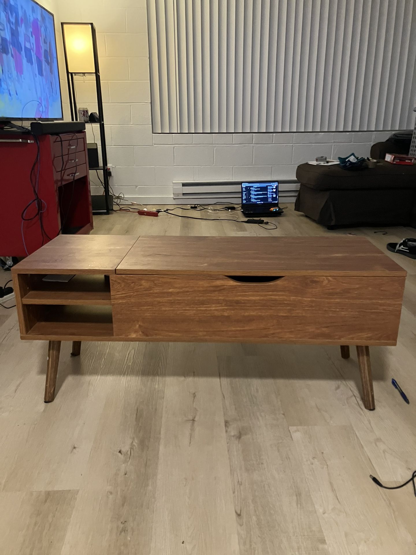 Extendable Coffee Table