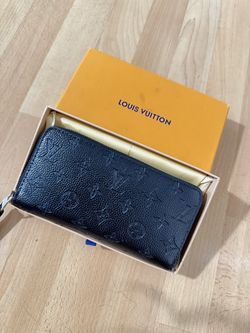 LV women’s wallet